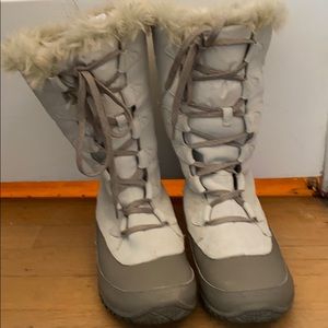 NorthFace snow boots